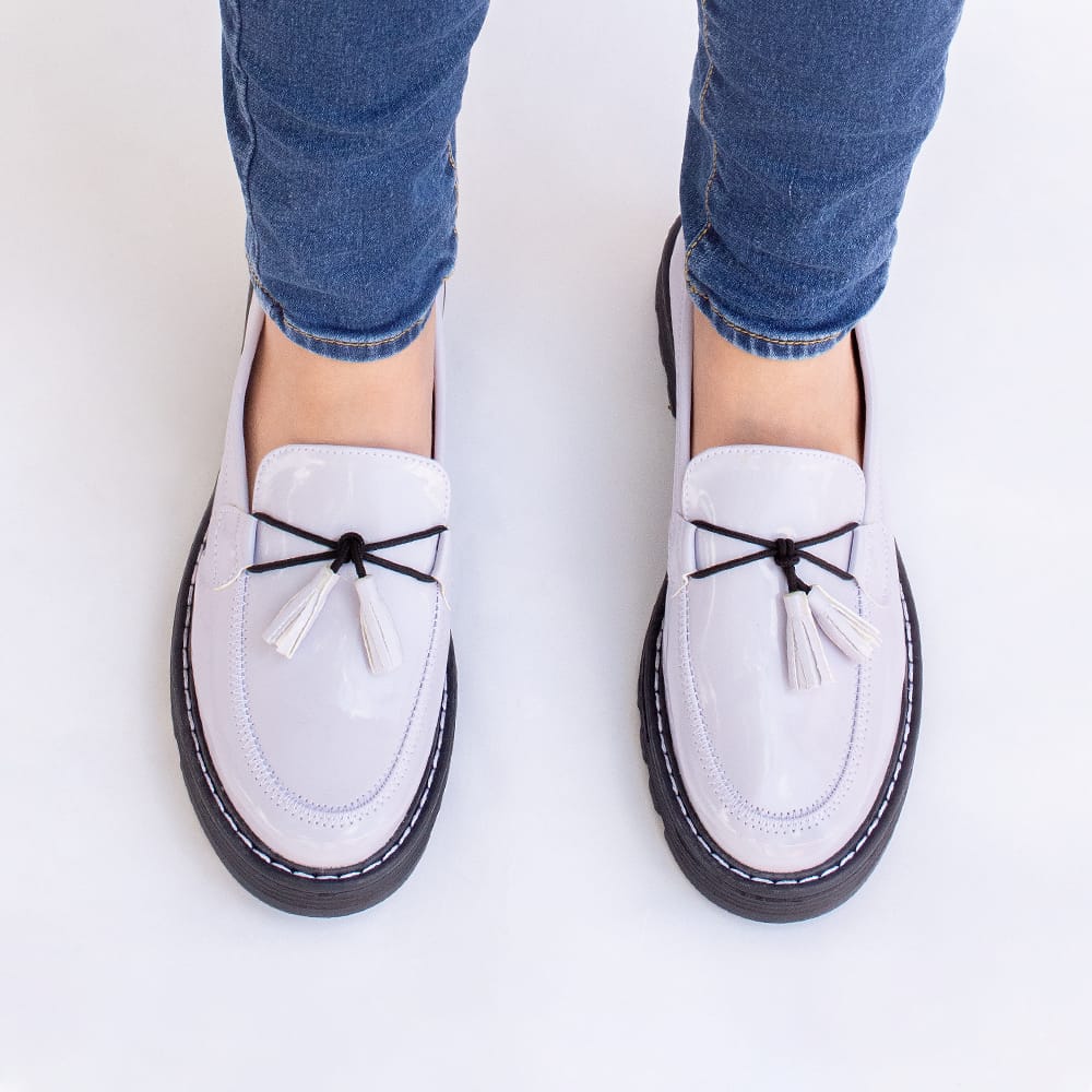 Mocasin Charol Blanco