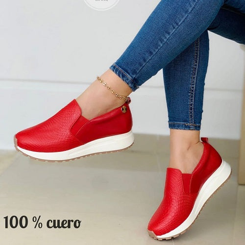 Tenis Sin Cordones en Cuero Rojo