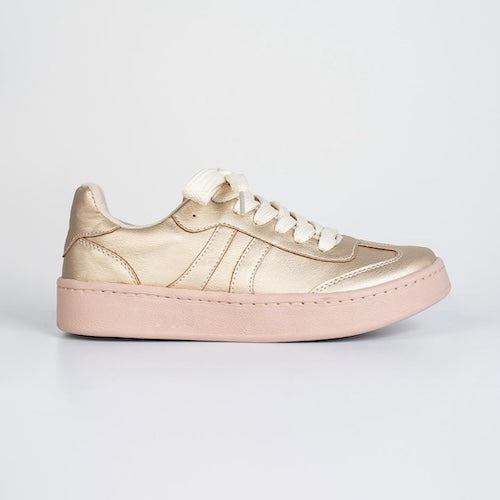 Tenis en Cuero Champaña