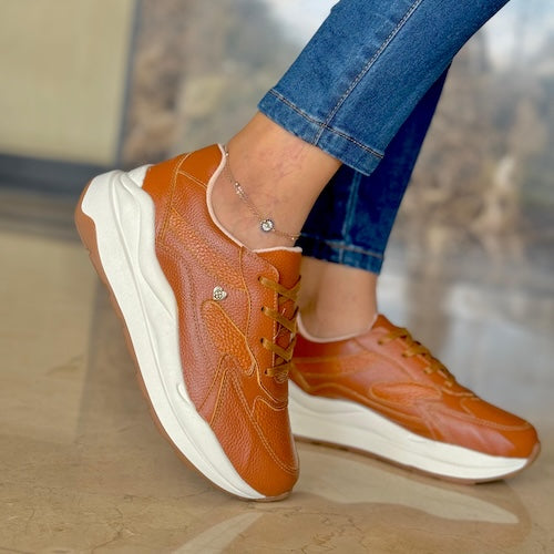 Tenis en Cuero Miel