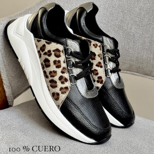 Tenis en Cuero Negro y Animalprint