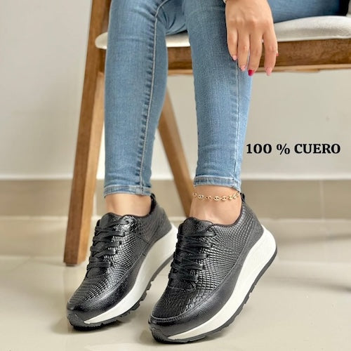 Tenis en Cuero Negro