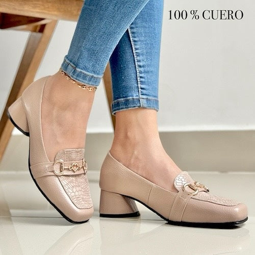 Tacones en Cuero Beige