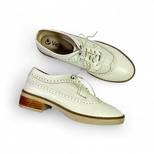 Bolichero en Cuero Blanco