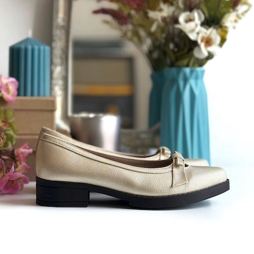 Mocasines Teva Champaña