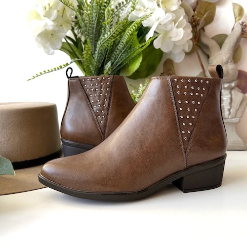 Botines Frey Almendra