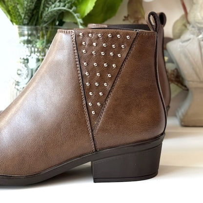 Botines Frey Almendra