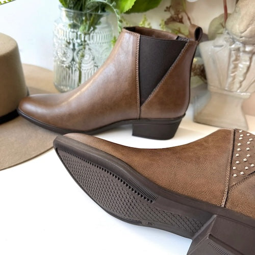 Botines Frey Almendra