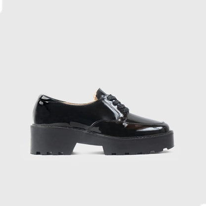 Derby Cuadrado Negro