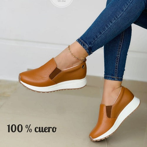 Tenis Sin Cordones en Cuero Miel