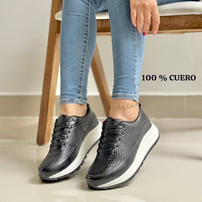 Tenis en Cuero Negro