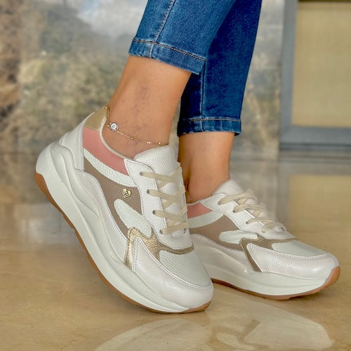 Tenis en Cuero Rosa y Blanco