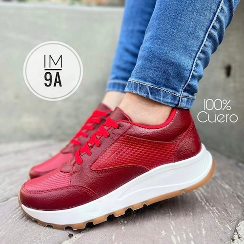 Tenis en Cuero Rojo