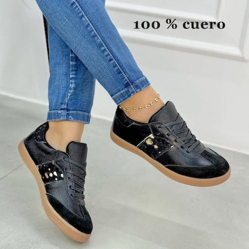 Tenis en Cuero Negro