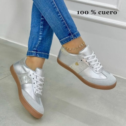 Tenis en Cuero Plateados