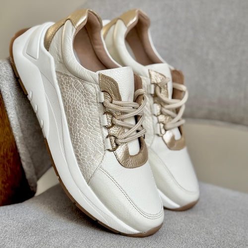 Tenis en Cuero Blanco